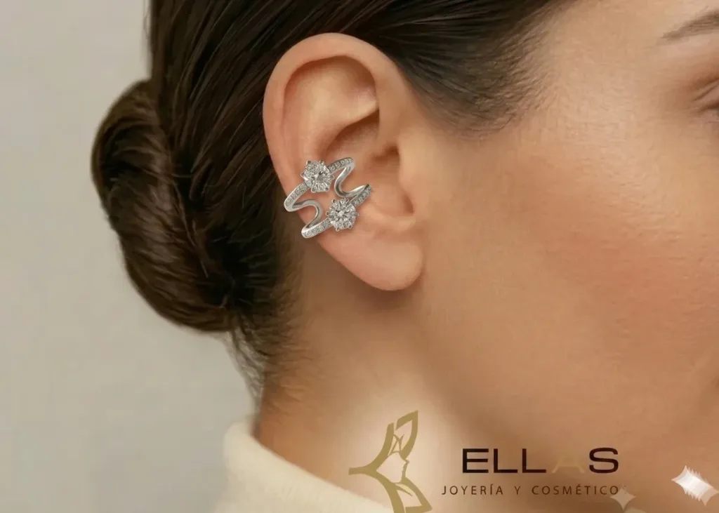 Earcuff Silver Corazon + Zircones 1.webp