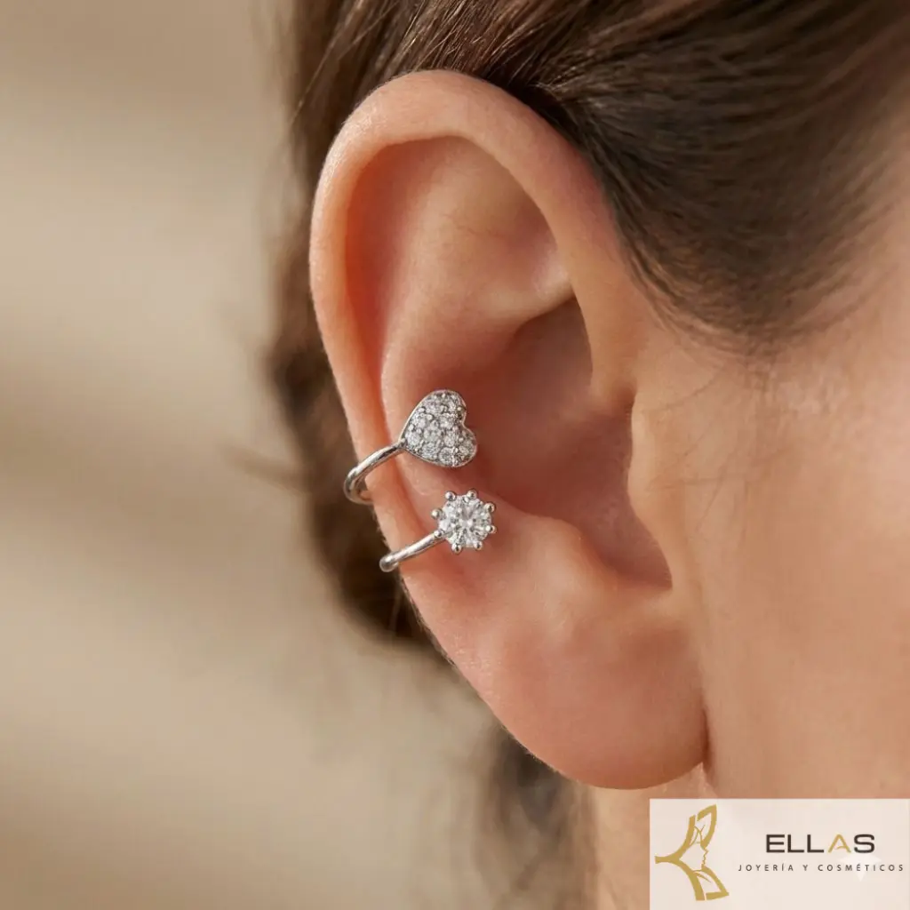 Earcuff Silver Corazon  Zircones.webp