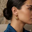 Arete Desmontable Corazón de Concha Oro Laminado 18K Dorado, Largo 2.2 cm Ancho 1.2 cm.webp