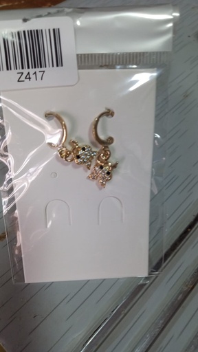 [AMC23] ARETE MEDIANO CONEJITO EN MICROZIRCONES LAMINADO ORO 