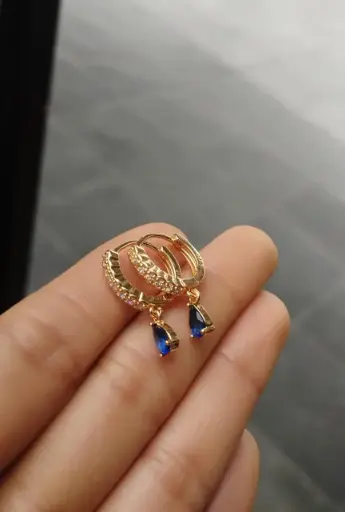 [CML18] CANDONGA HUGGUIES ZIRCONCITOS LAGRIMA COVERGOL