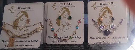 [JMAV25] JUEGO DE MANILLAS Y ARETES VARIADOS 